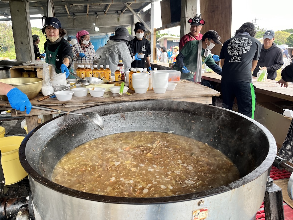 沖縄　黒島　牛まつり　旅道楽たかしゅん合同会社